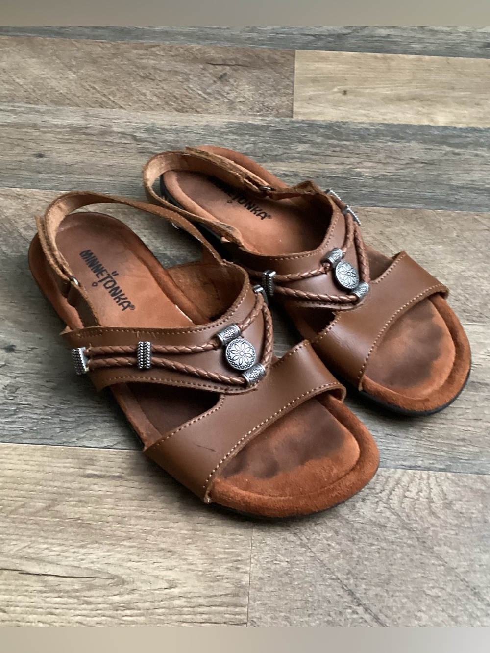 Minnetonka Tan Brown Leather Braided Concho Slingback Sandals